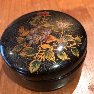 Beautiful lacquerware case